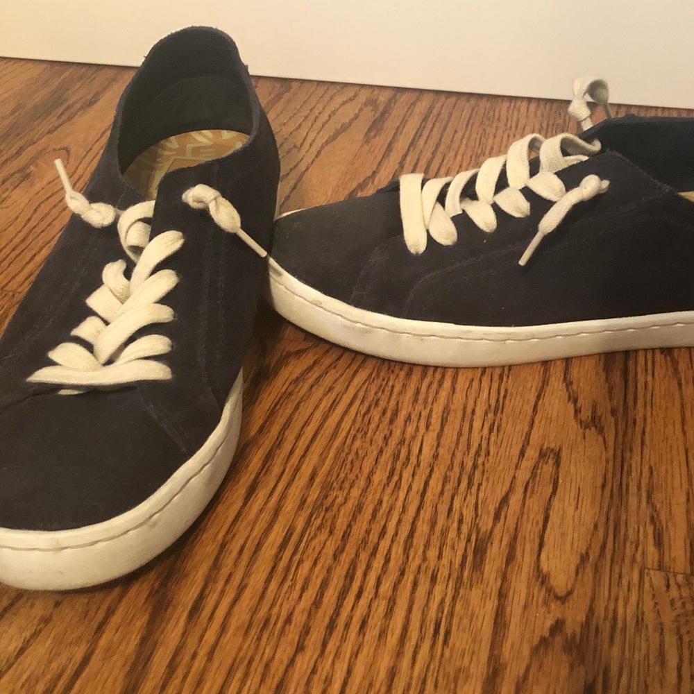 Navy Blue suede Dolce Vita Size 9 loafers
